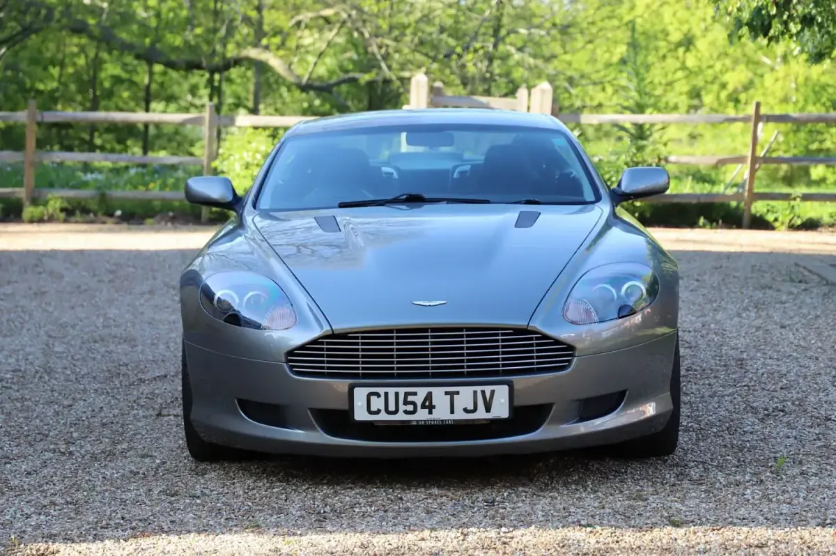 Used Aston Martin DB9 456 HP (335 kW) 2004 Silver Coupe