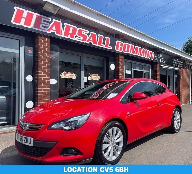Red Used 2016 Vauxhall Astra GTC SRi Hatchback | £7,000 (Fair price) - Image 1/4