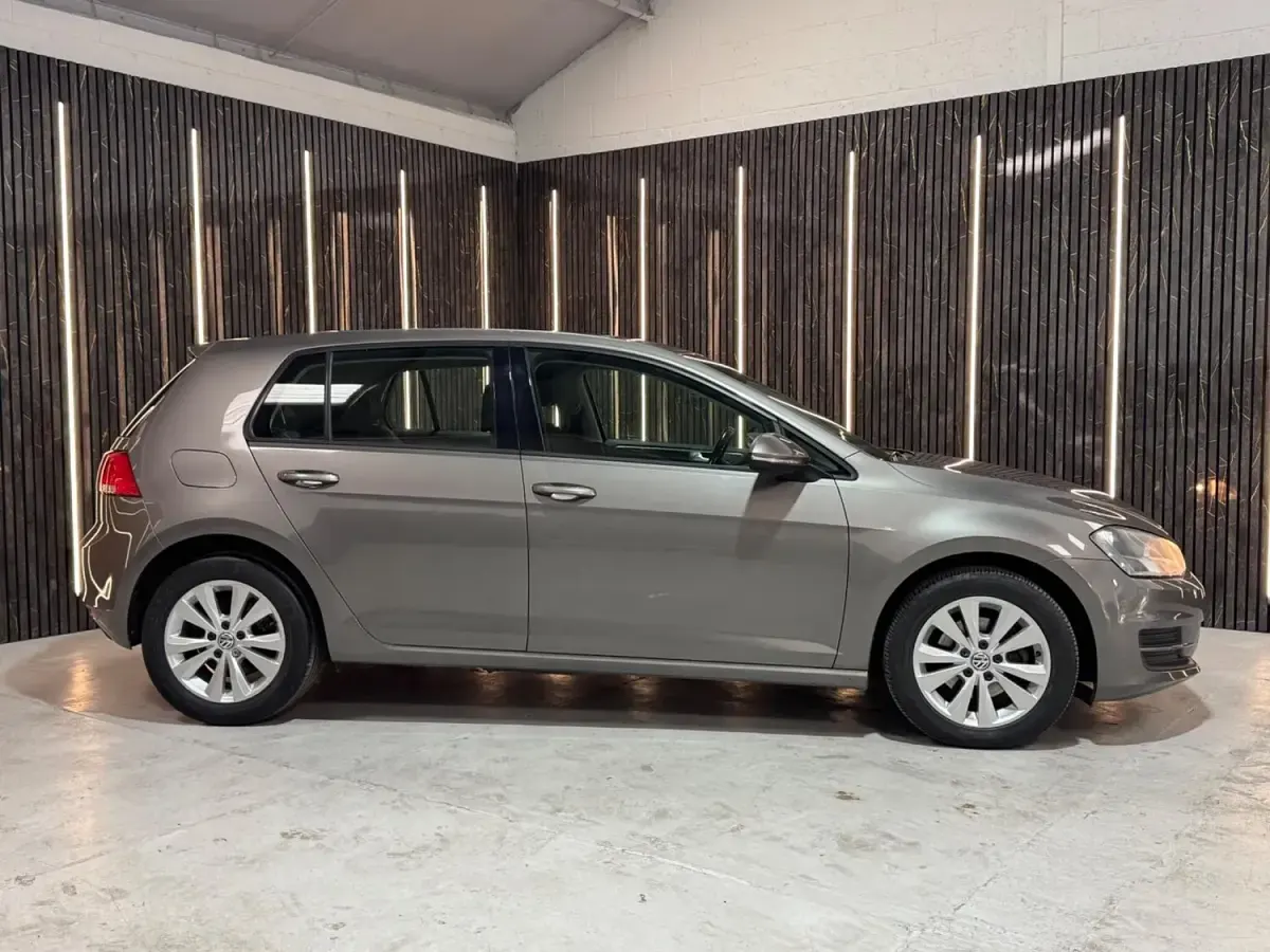 Used VW Golf VII SE 103 HP (75 kW) 2013 Grey Hatchback