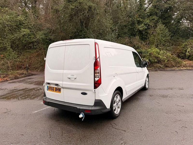 Used Ford Transit Connect Limited 120 HP (88 kW) 2016 White MPV