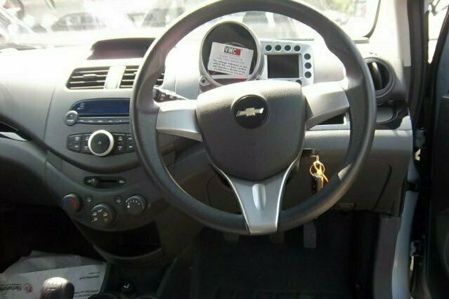 Used Chevrolet Spark 2010 Hatchback