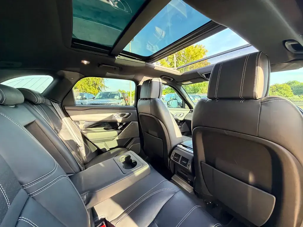 Used Land Rover Range Rover Velar HSE Dynamic 275 HP (202 kW) 2020 Black SUV