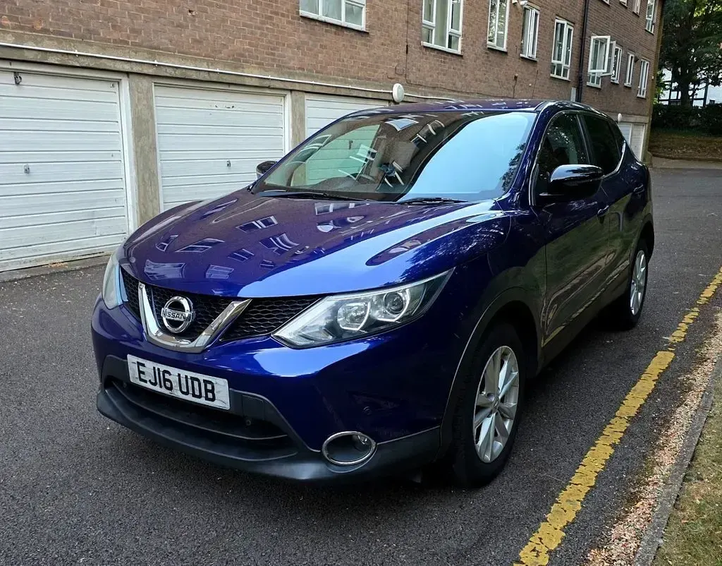 Used Nissan Qashqai Acenta 115 HP (84 kW) 2016 Blue SUV