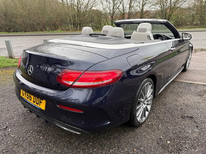Used Mercedes C220 AMG Line Premium Plus 170 HP (125 kW) 2016 Blue Cabriolet