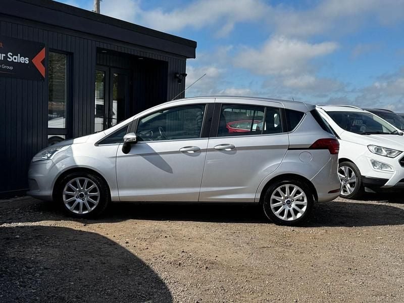 Begagnad Ford B-MAX Titanium 100 HK (73 kW) 2014 Silver Minibuss