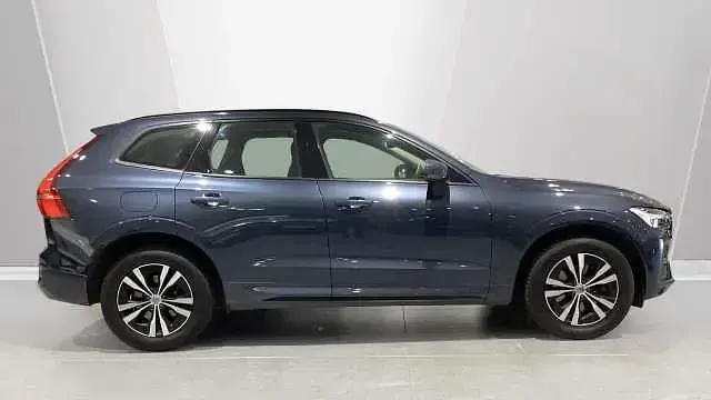 Used Volvo XC60 Momentum 247 HP (181 kW) 2022 SUV