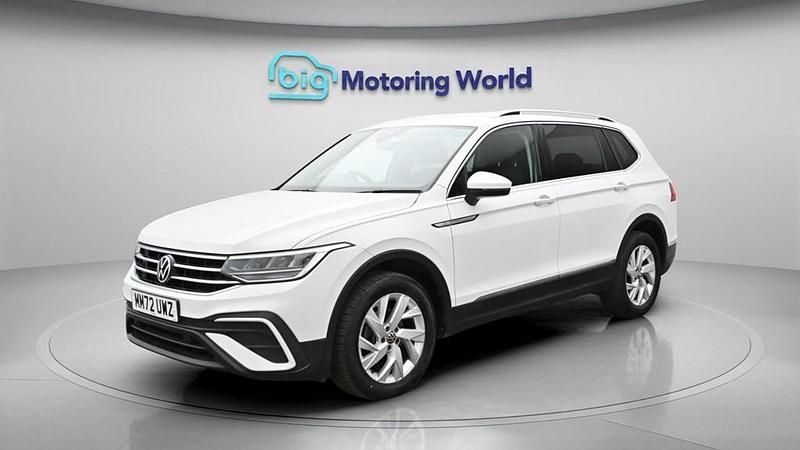 Used VW Tiguan Allspace S 150 HP (110 kW) 2023 White SUV