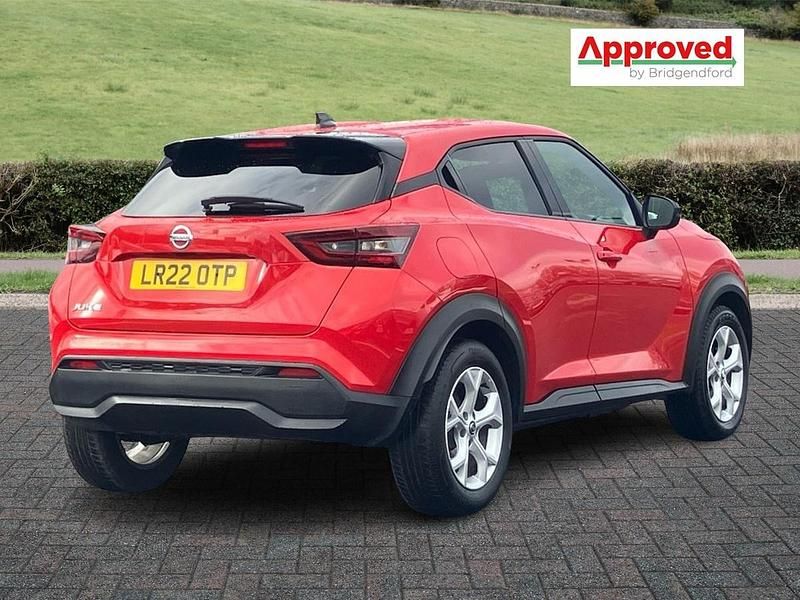 Used Nissan Juke N-Connecta 2022 Red SUV