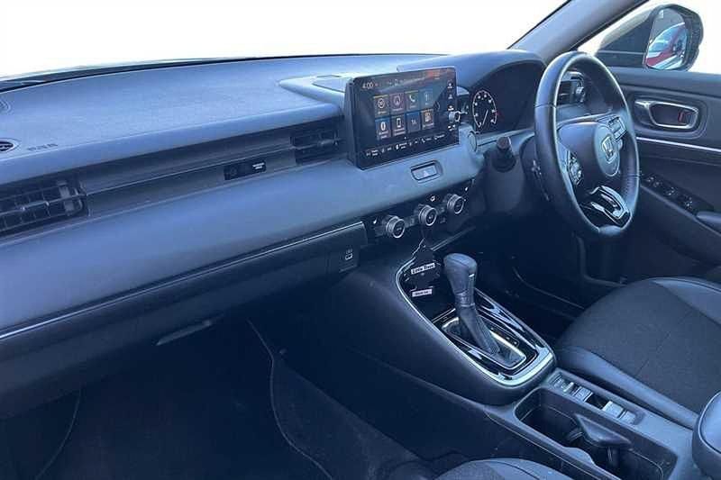 Used Honda HR-V Advance 131 HP (96 kW) 2023 Beige SUV