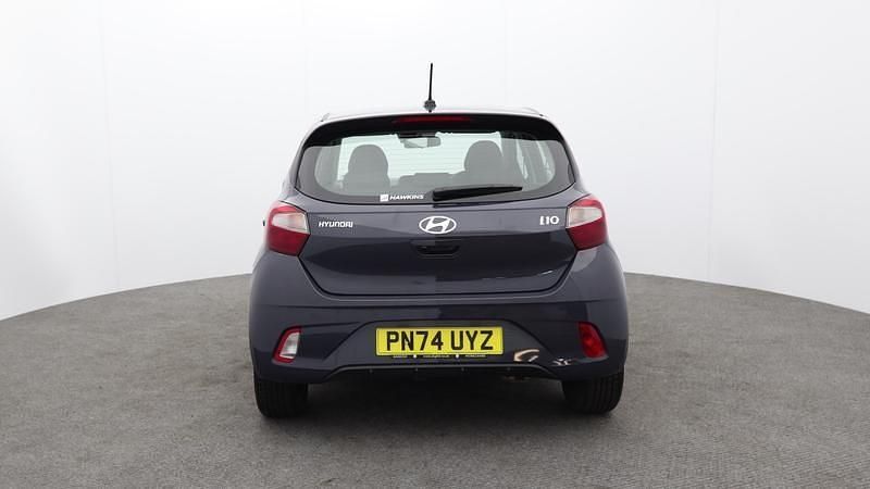 Used Hyundai i10 Advanced 79 HP (58 kW) 2024 Grey Hatchback