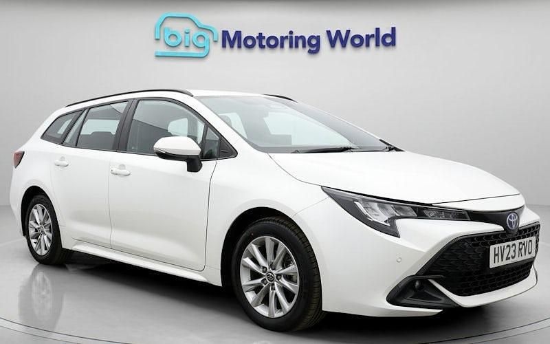 Usado Toyota Corolla 140 HP (102 kW) 2026 Carrinha
