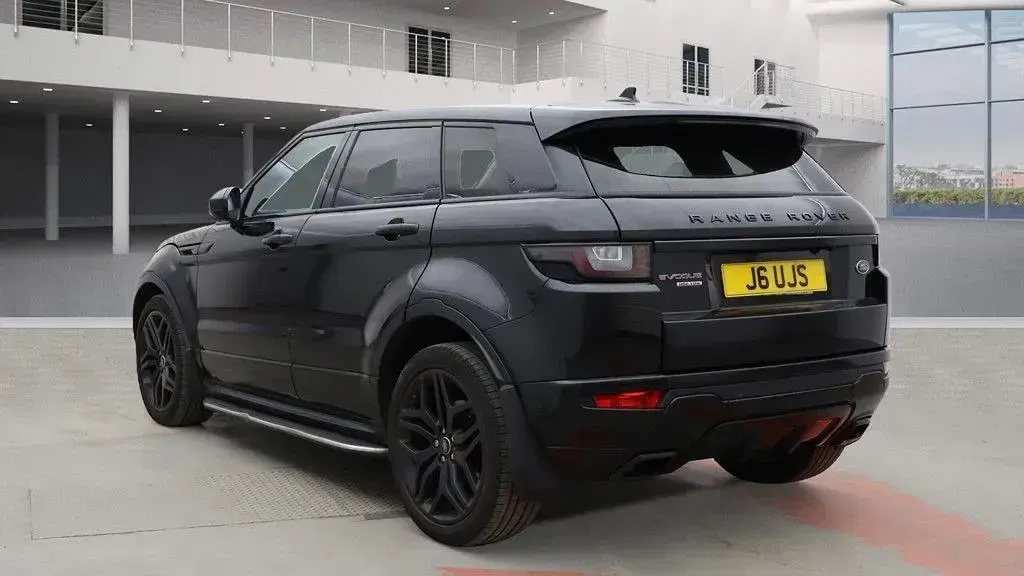 Used Land Rover Range Rover evoque HSE Dynamic 180 HP (132 kW) 2016 Black SUV