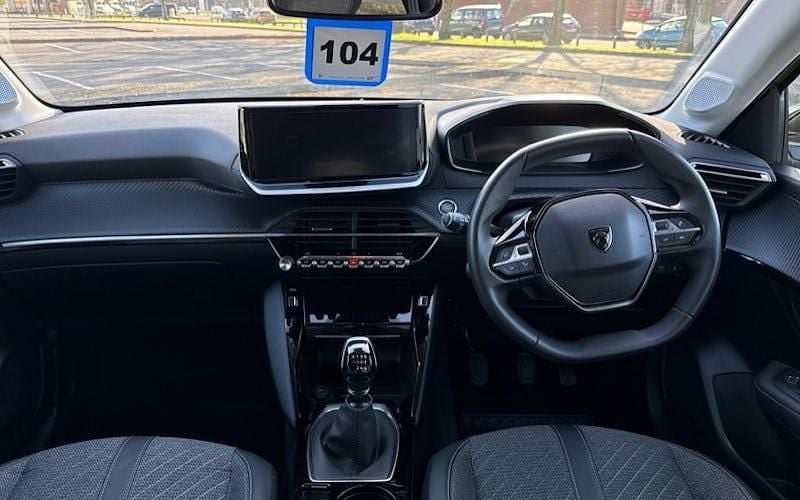 Used Peugeot 208 Allure 101 HP (74 kW) 2025 Hatchback