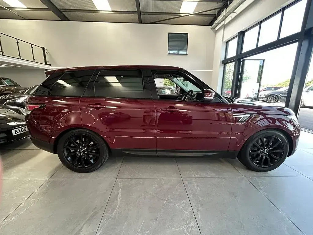 Used Land Rover Range Rover Sport HSE 306 HP (225 kW) 2017 Red SUV