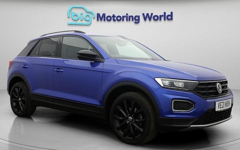 Used 2021 VW T-Roc Black Edition SUV | £18,200 (Good price) - Image 1/4