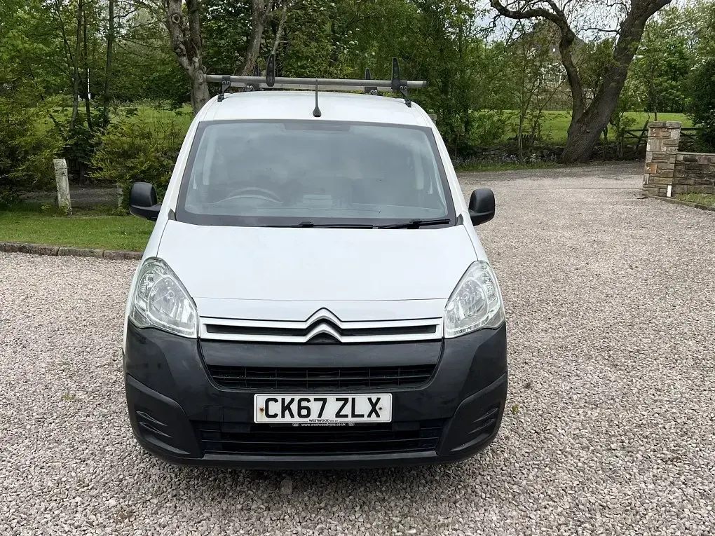 Używany Citroën Berlingo 2017 Biały Minivan