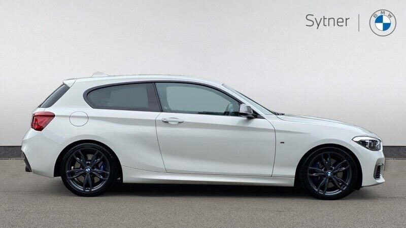 Used BMW M140 M Sport 335 HP (246 kW) 2019 White Hatchback