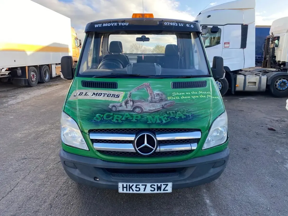 Używany Mercedes Sprinter 109 KM (80 kW) 2007 Zielony Van