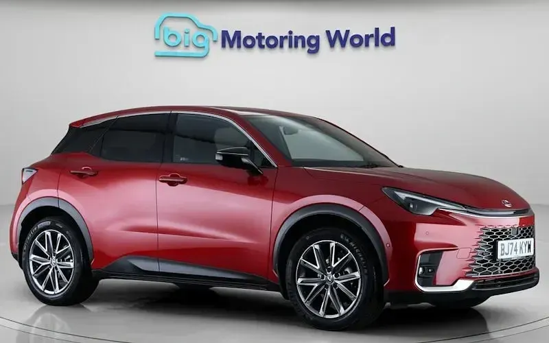 Used Lexus LBX 136 HP (100 kW) 2026 SUV
