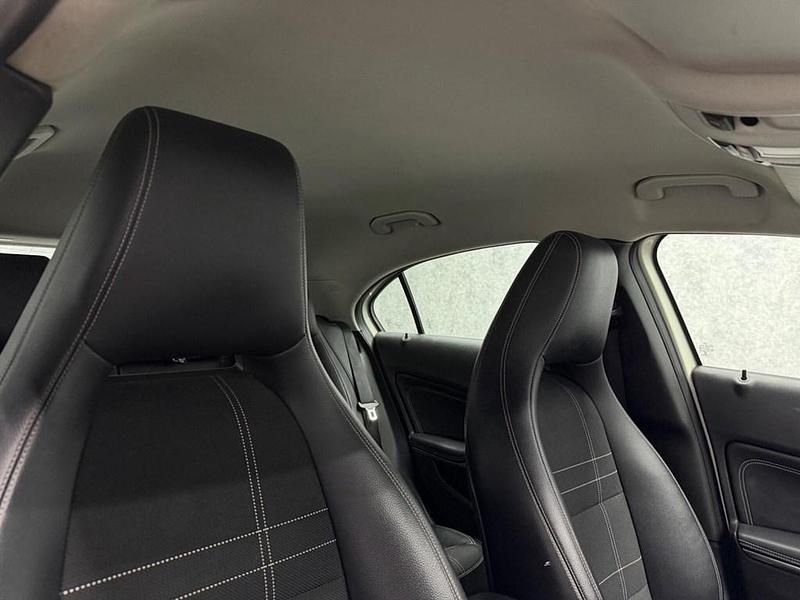 Used Mercedes A180 2014 White Hatchback