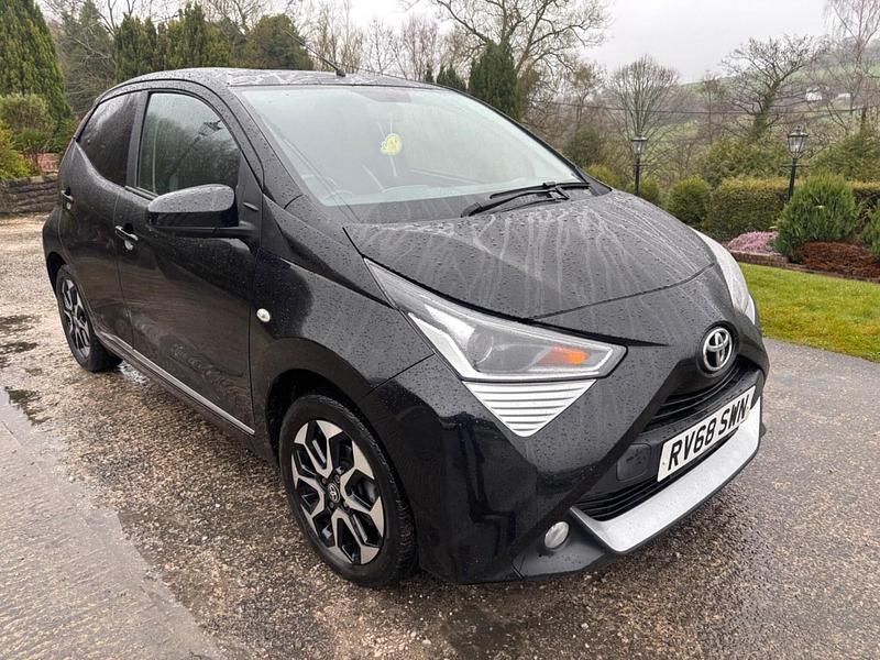 Used Toyota Aygo X-plore 2018 Black Hatchback