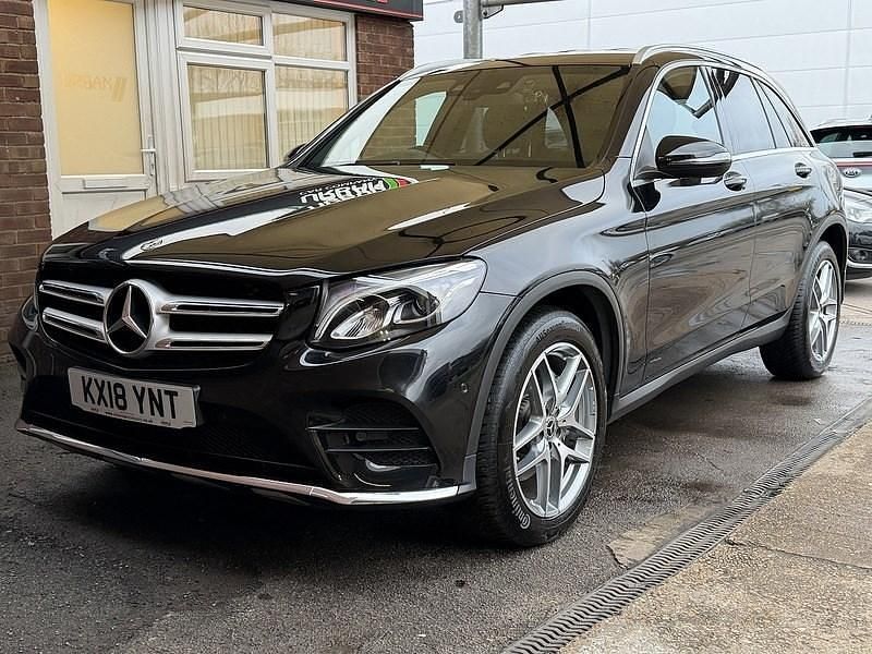Used Mercedes GLC250 AMG line 200 HP (147 kW) 2018 Black Estate