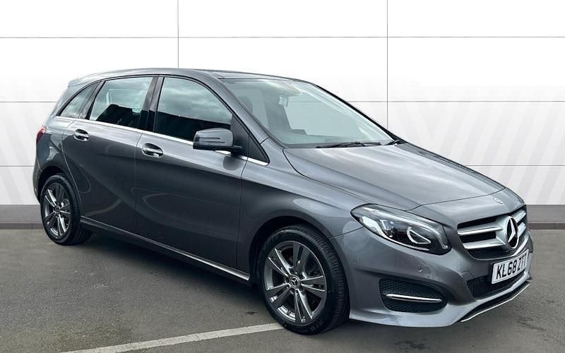 Used Mercedes B200 Exclusive 156 HP (114 kW) 2018 MPV