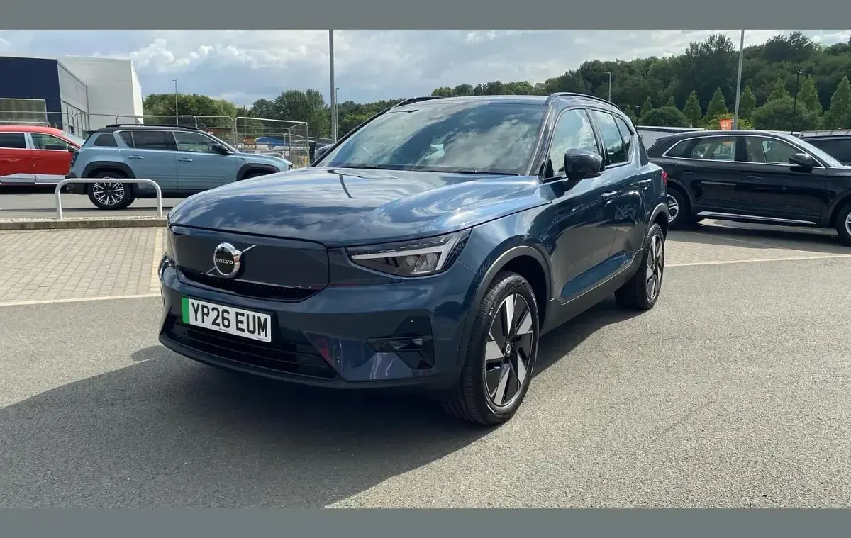 Used Volvo EX40 Plus 185 kW (252 HP) 2025 Blue SUV