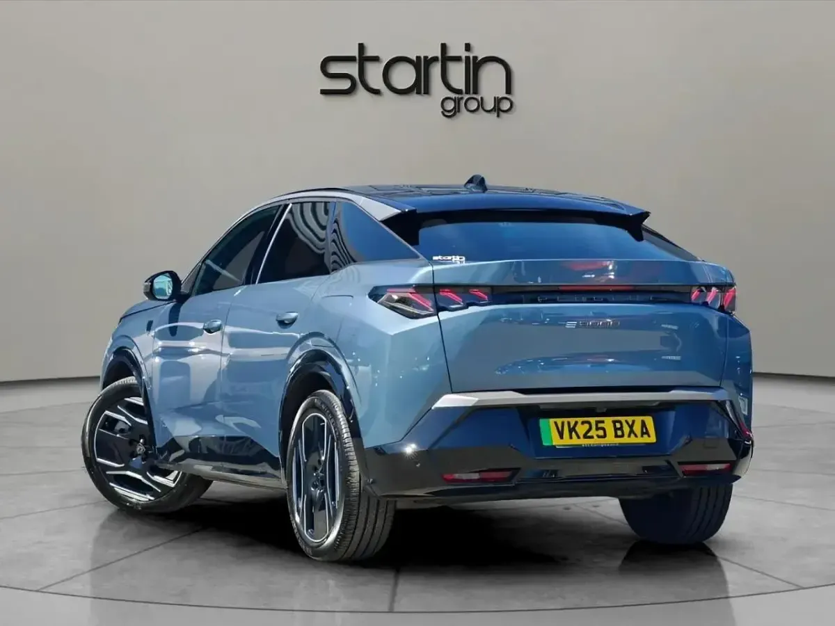 Used Peugeot e-3008 GTi 156 kW (213 HP) 2025 Blue SUV
