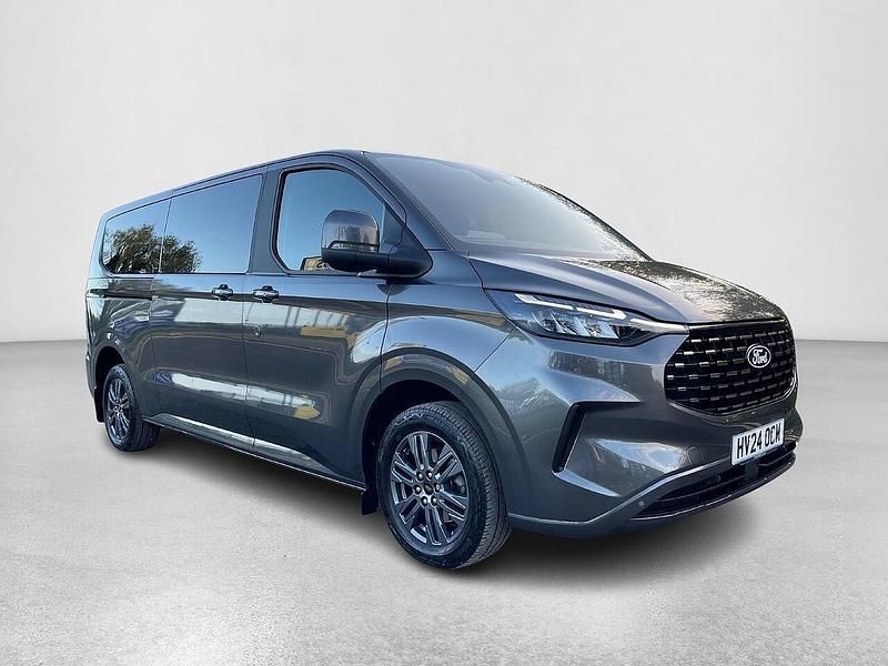 Used Ford Tourneo Titanium 136 HP (100 kW) 2024 Grey MPV