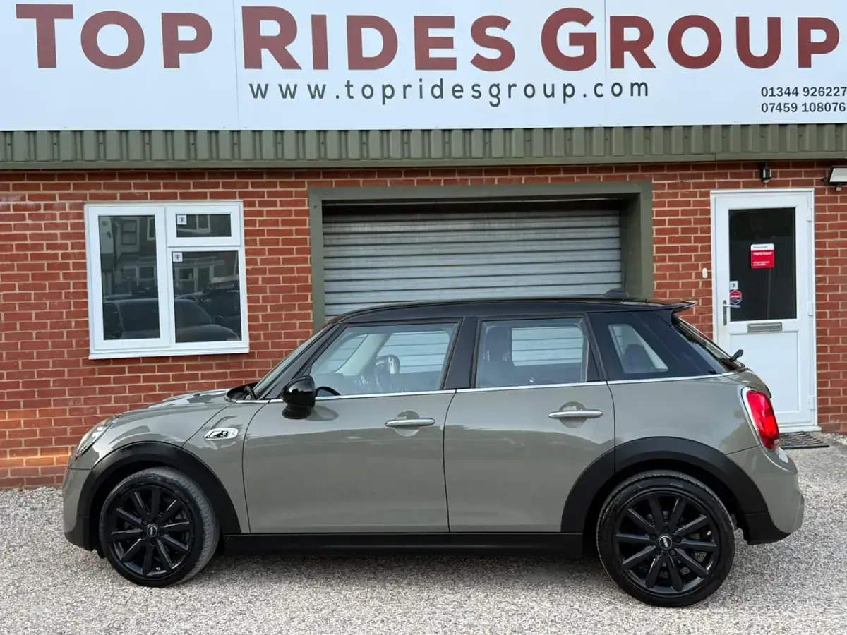 Used Mini Cooper S Hatch 192 HP (141 kW) 2018 Grey Hatchback