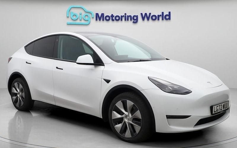 Used 2025 Tesla Model Y Long Range AWD SUV | £25,800 (Super price) - Image 1/4