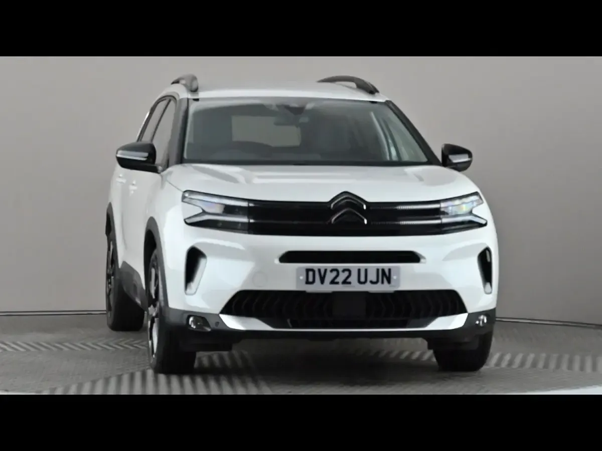 Used Citroën C5 PureTech 131 HP (96 kW) 2022 White Hatchback