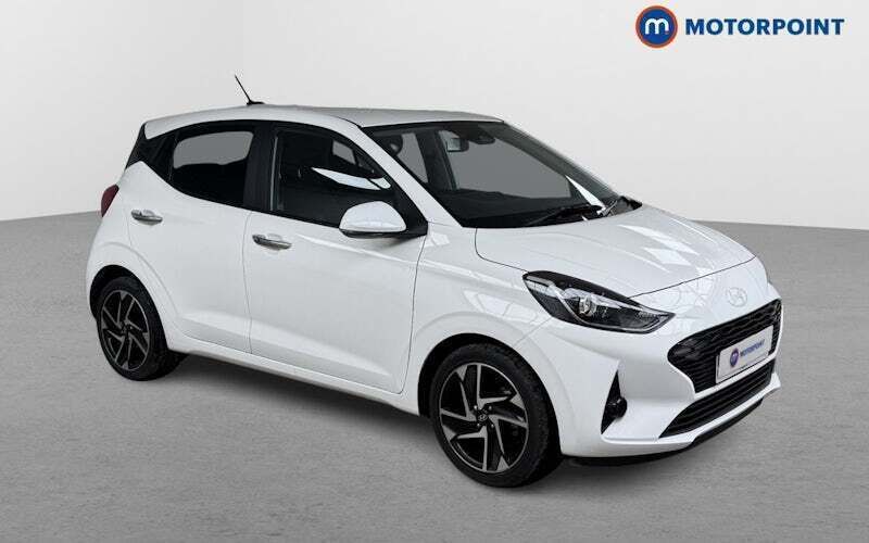 Used 2025 Hyundai i10 Premium Hatchback | £14,799 (Fair price) - Image 1/4