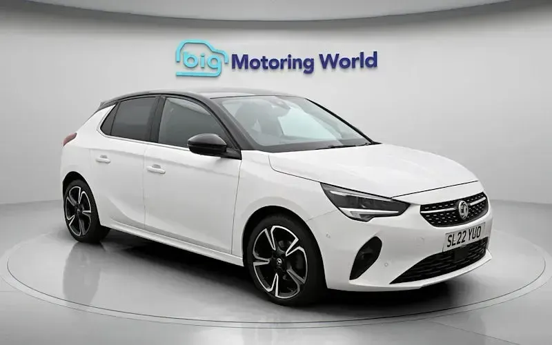 Used Vauxhall Corsa Edition 75 HP (55 kW) 2022 White Hatchback
