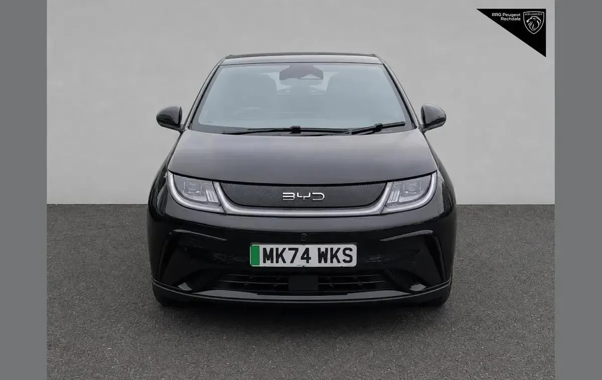 Used BYD Dolphin Comfort 150 kW (204 HP) 2024 Black Hatchback
