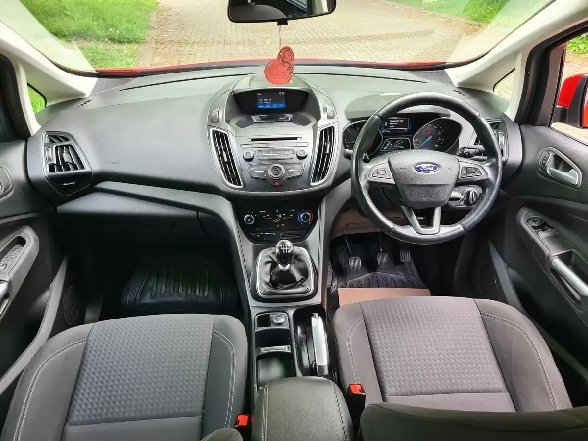 Used Ford C-MAX Zetec 2016 Red MPV
