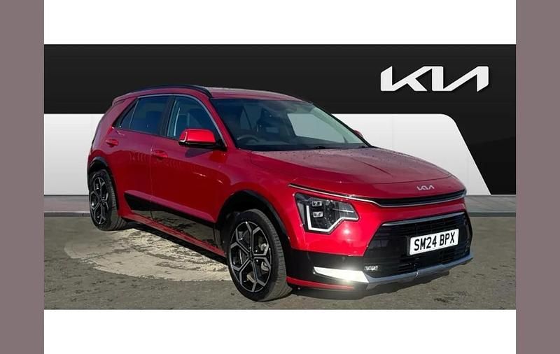 Used Kia Niro 180 HP (132 kW) 2024 Red SUV
