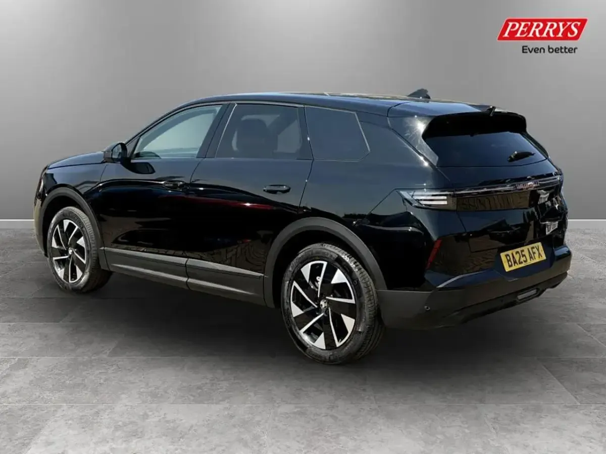 Used Vauxhall Grandland X GSe 143 HP (105 kW) 2025 Black SUV
