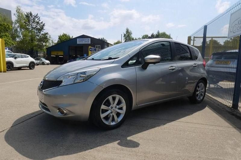 Used Nissan Note Tekna 90 HP (66 kW) 2014 Silver MPV