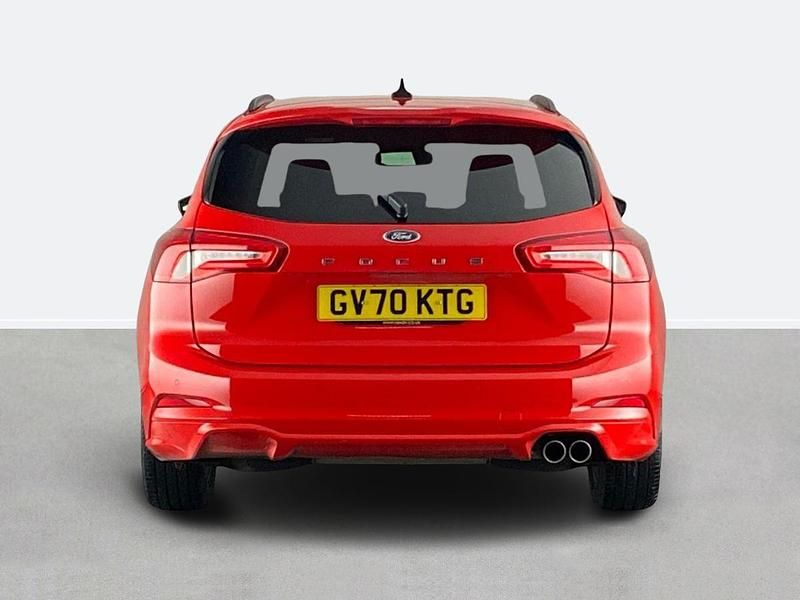 Used Ford Focus ST-Line 125 HP (91 kW) 2020 Red Estate