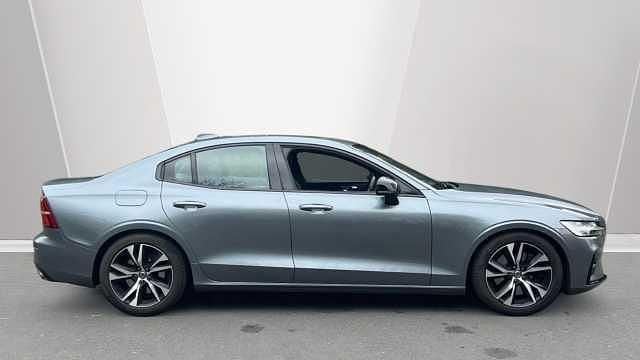 Used Volvo S60 R-Design 250 HP (183 kW) 2020 Grey Sedan