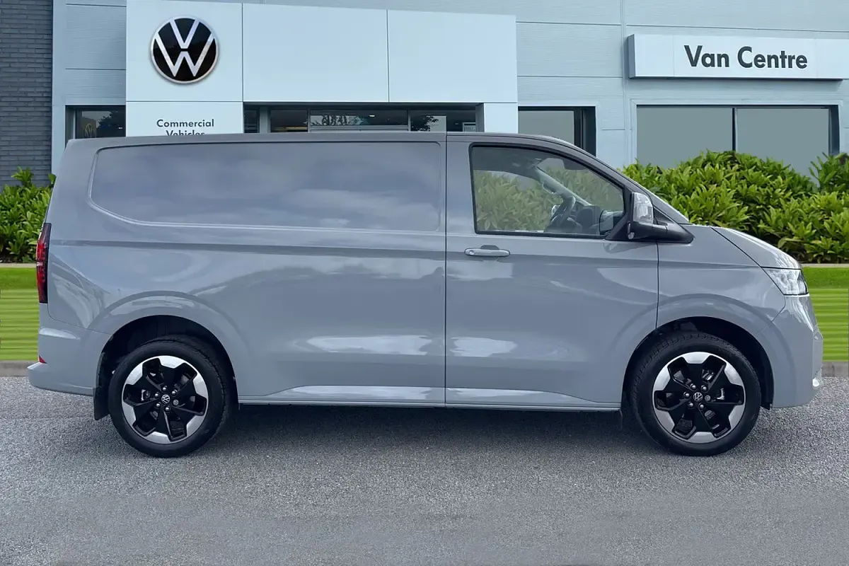 Nouă VW Transporter Pro 2026 Gri Van