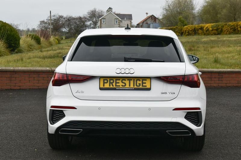 Used Audi A3 Sportback S-Line 148 HP (108 kW) 2024 White Hatchback