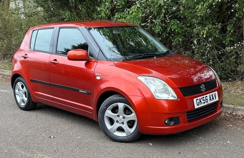 Used Suzuki Swift GLX 102 HP (75 kW) 2006 Orange Hatchback