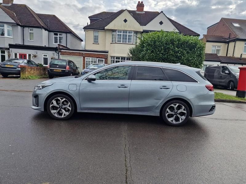Used Kia Ceed 2020 Silver Hatchback