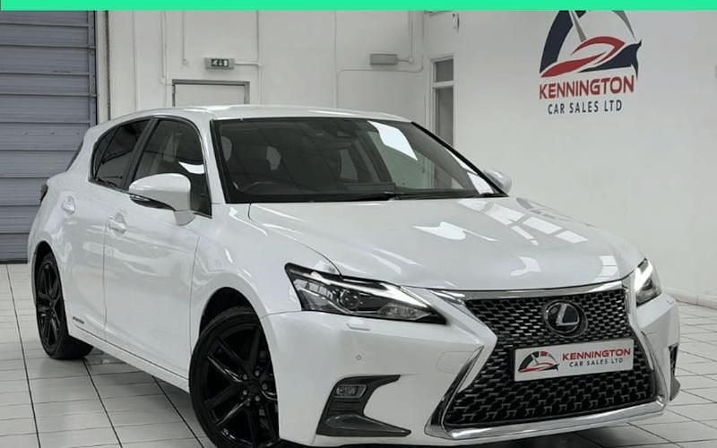 Used Lexus CT200h 136 HP (100 kW) 2020 Hatchback