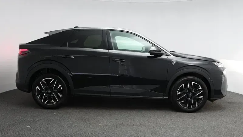Used Peugeot 3008 GT 134 HP (98 kW) 2025 Black SUV