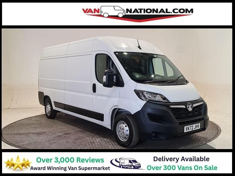 White Used 2022 Vauxhall Movano Edition Van | £11,990 (Good price) - Image 1/4