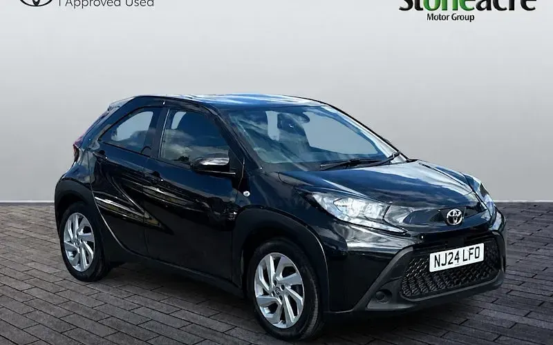 Used Toyota Aygo X PURE 72 HP (52 kW) 2025 SUV